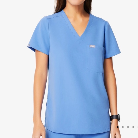 Figs Catarina One-Pocket Scrub Top. Cecil blue.